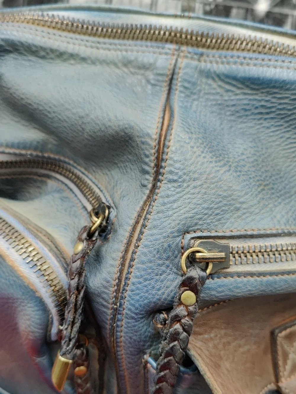 Lusher Ginevra Bayside 84 Distressed Leather Hobo